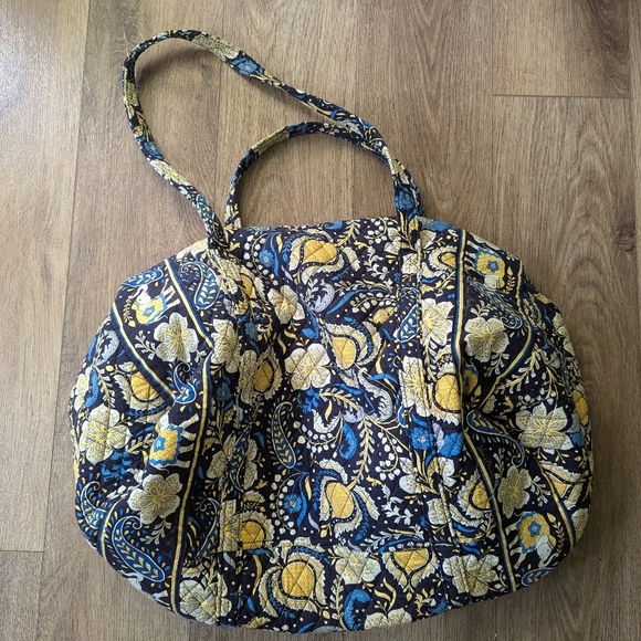 Vera Bradley Duffle Bag Retired Ellie Blue Pattern Weekender Travel Large Tote - Picture 1 of 8